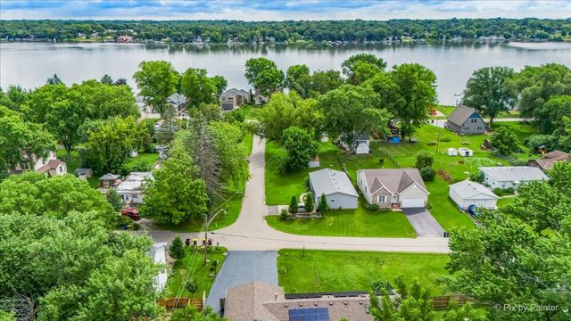 3901 Woodstock Street, Wonder Lake, IL 60097