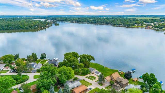 3901 Woodstock Street, Wonder Lake, IL 60097
