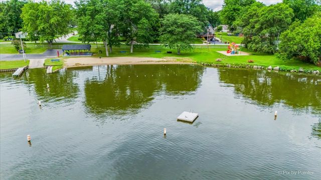 3901 Woodstock Street, Wonder Lake, IL 60097