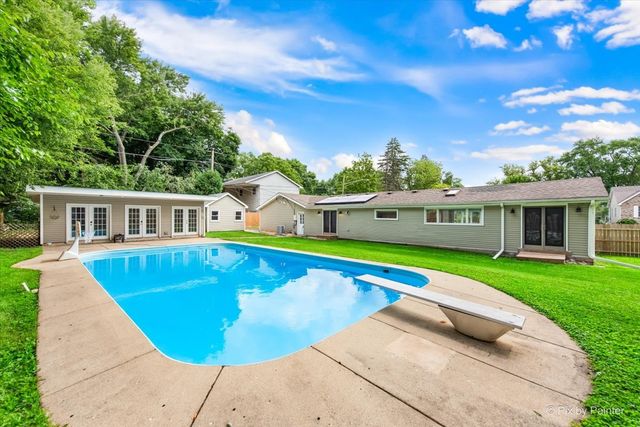 3901 Woodstock Street, Wonder Lake, IL 60097