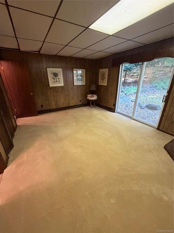 69 Drew Road, Holmes, NY 12531