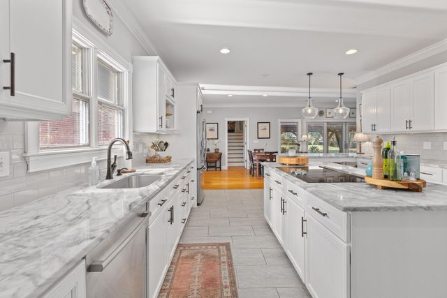 537 E Rice Planters Lane, Mount Pleasant, SC 29464