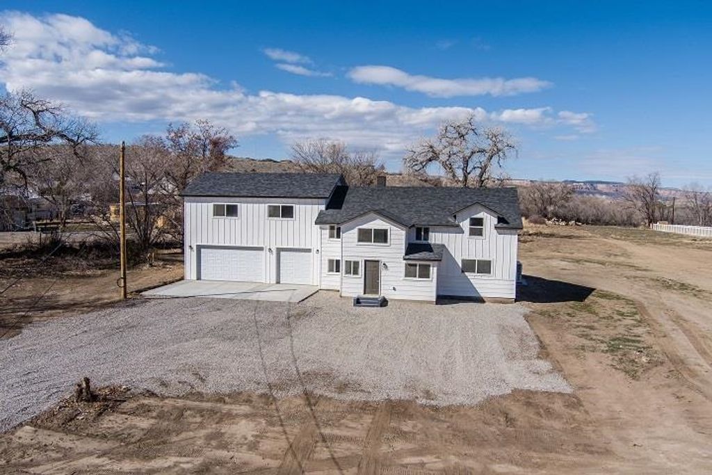 235 27 Road, Grand Junction, CO 81503
