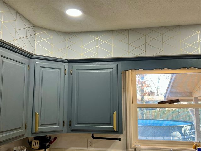 4 Rosedale Lane, Bella Vista, AR 72715