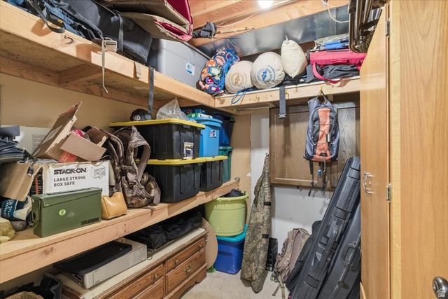 680 E 3175 N, North Ogden, UT 84414