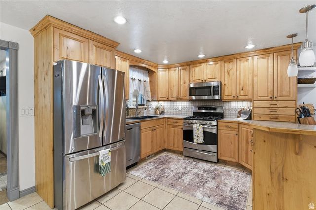 680 E 3175 N, North Ogden, UT 84414
