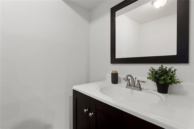 3502 Alpine Court, Lee's Summit, MO 64064