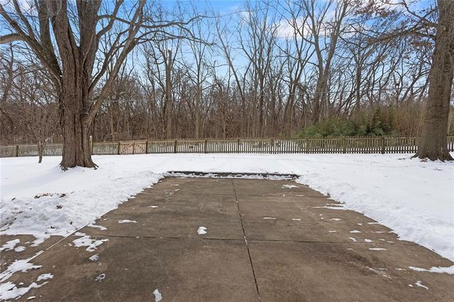 3502 Alpine Court, Lee's Summit, MO 64064