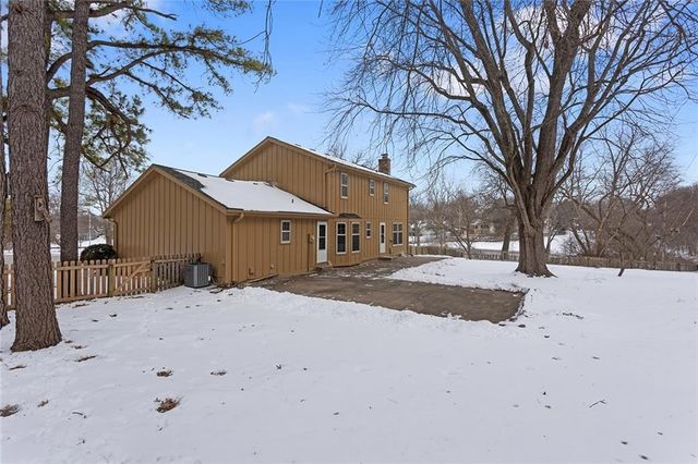 3502 Alpine Court, Lee's Summit, MO 64064