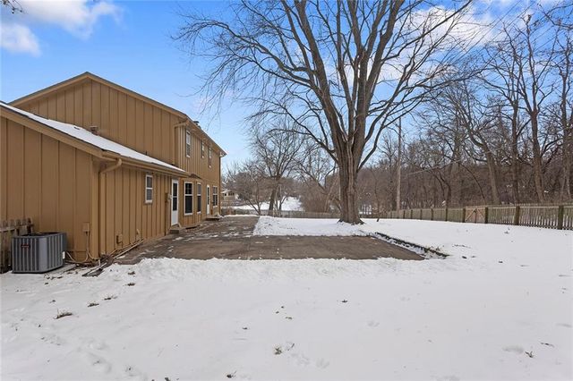 3502 Alpine Court, Lee's Summit, MO 64064