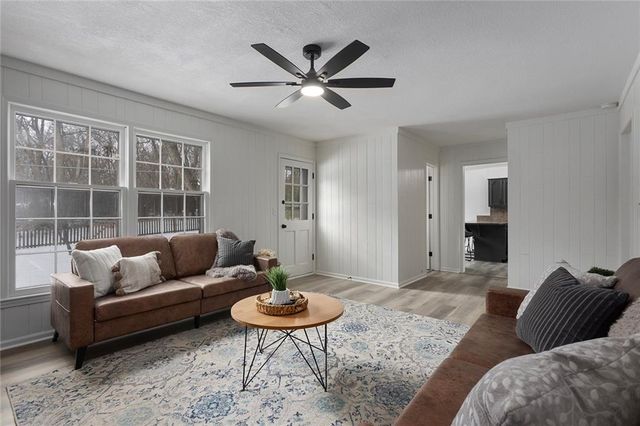 3502 Alpine Court, Lee's Summit, MO 64064