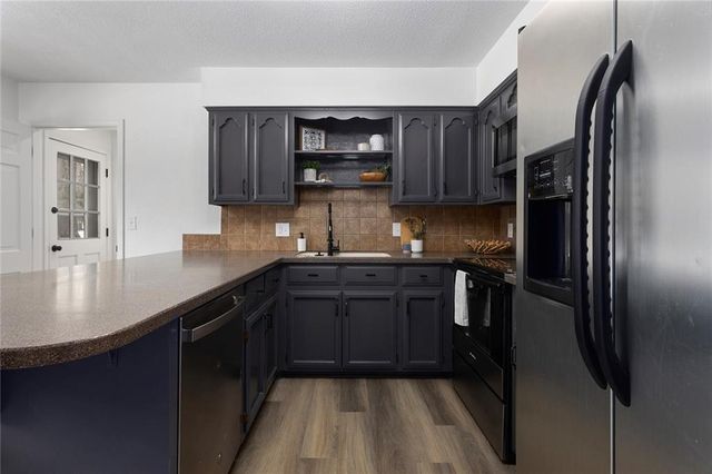 3502 Alpine Court, Lee's Summit, MO 64064