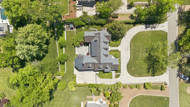 204 Sunnyside Dr, Nashville, TN 37205