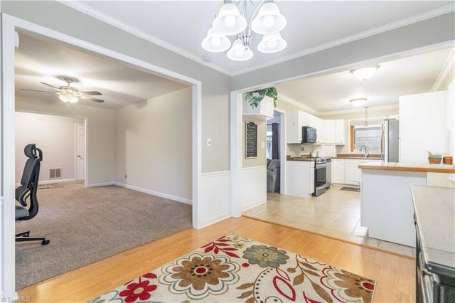 110 Linville Springs Road, Kernersville, NC 27284