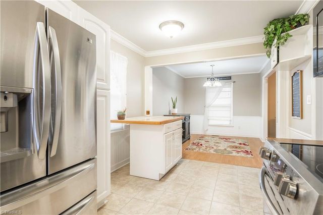 110 Linville Springs Road, Kernersville, NC 27284