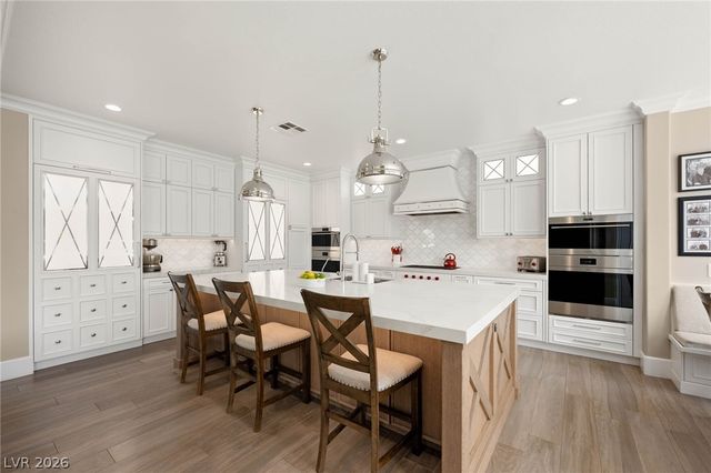 7569 Shadow Estates Way, Las Vegas, NV 89113