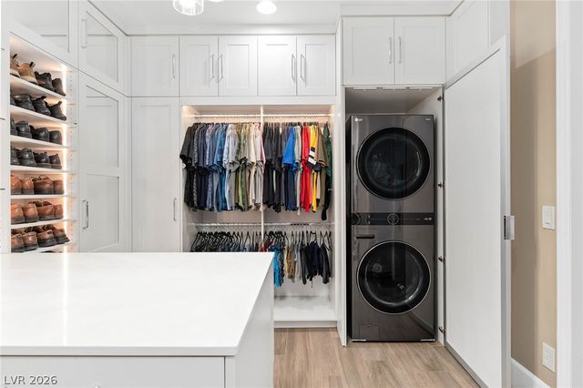 7569 Shadow Estates Way, Las Vegas, NV 89113