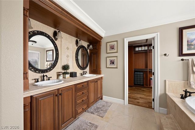 7569 Shadow Estates Way, Las Vegas, NV 89113