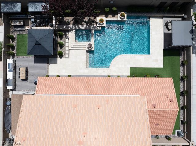 7569 Shadow Estates Way, Las Vegas, NV 89113