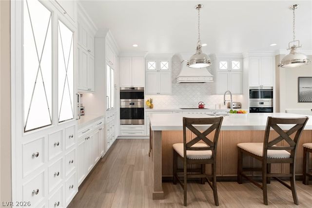 7569 Shadow Estates Way, Las Vegas, NV 89113