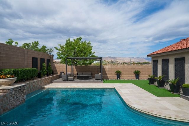 7569 Shadow Estates Way, Las Vegas, NV 89113