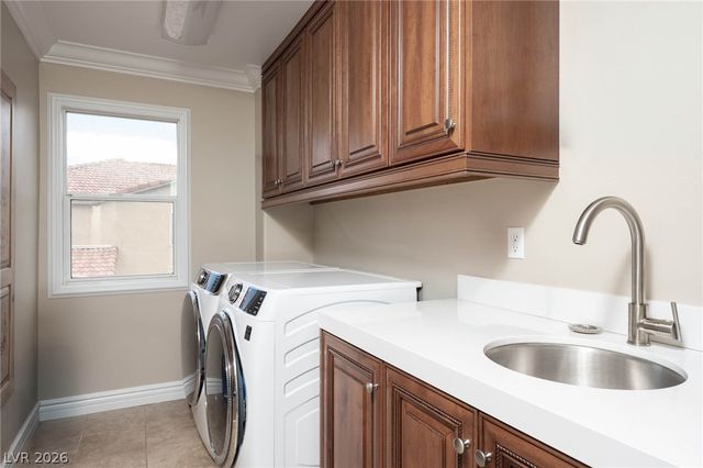 7569 Shadow Estates Way, Las Vegas, NV 89113