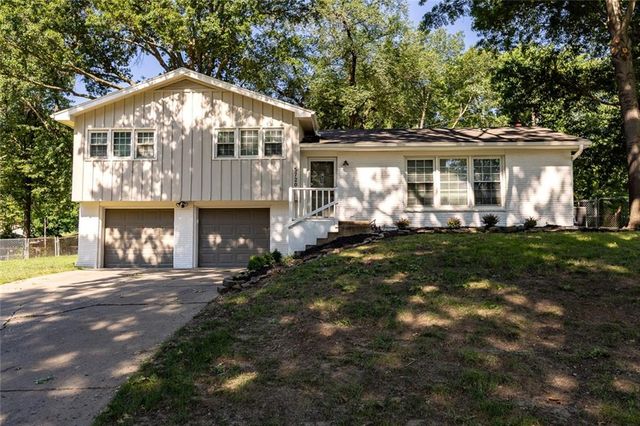 5720 N Belton Avenue, Kansas City, MO 64151