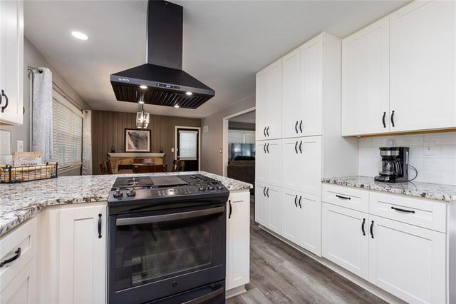 5720 N Belton Avenue, Kansas City, MO 64151