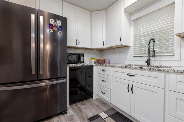 5720 N Belton Avenue, Kansas City, MO 64151