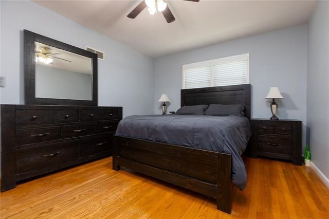 5720 N Belton Avenue, Kansas City, MO 64151