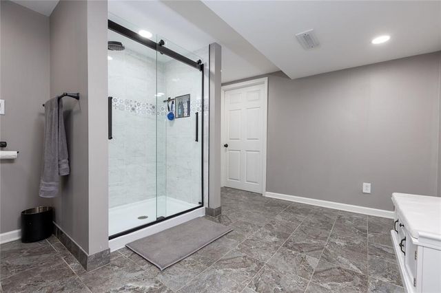 5720 N Belton Avenue, Kansas City, MO 64151