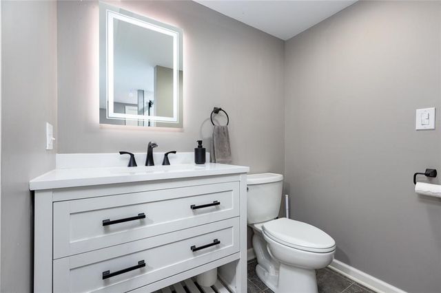 5720 N Belton Avenue, Kansas City, MO 64151
