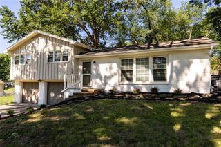 5720 N Belton Avenue, Kansas City, MO 64151