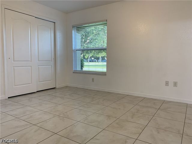 1242 SE 24th AVE, Cape Coral, FL 33990