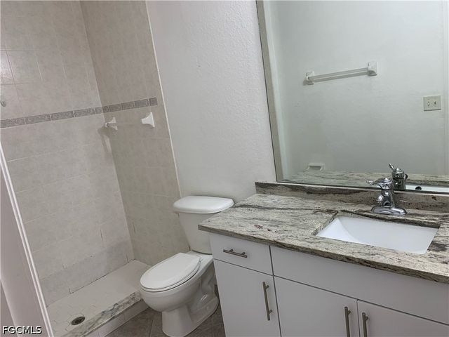 1242 SE 24th AVE, Cape Coral, FL 33990