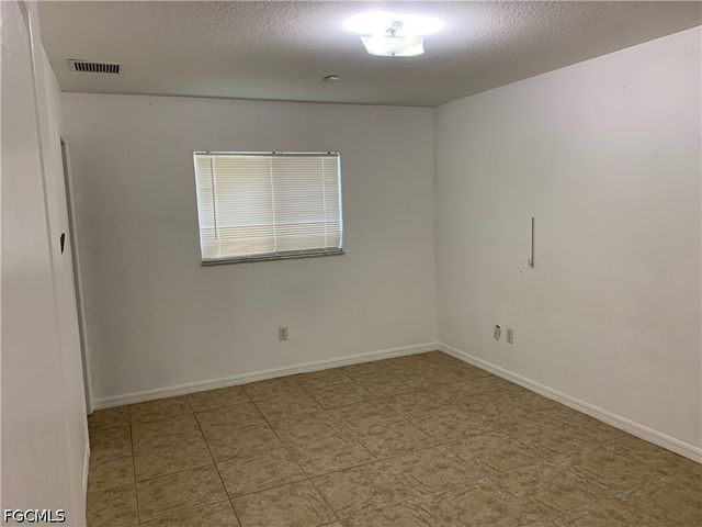 1242 SE 24th AVE, Cape Coral, FL 33990