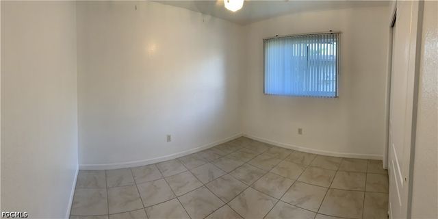 1242 SE 24th AVE, Cape Coral, FL 33990