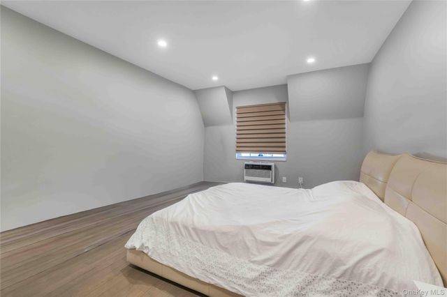 1324 Robin Lane 1195, Bayside, NY 11360