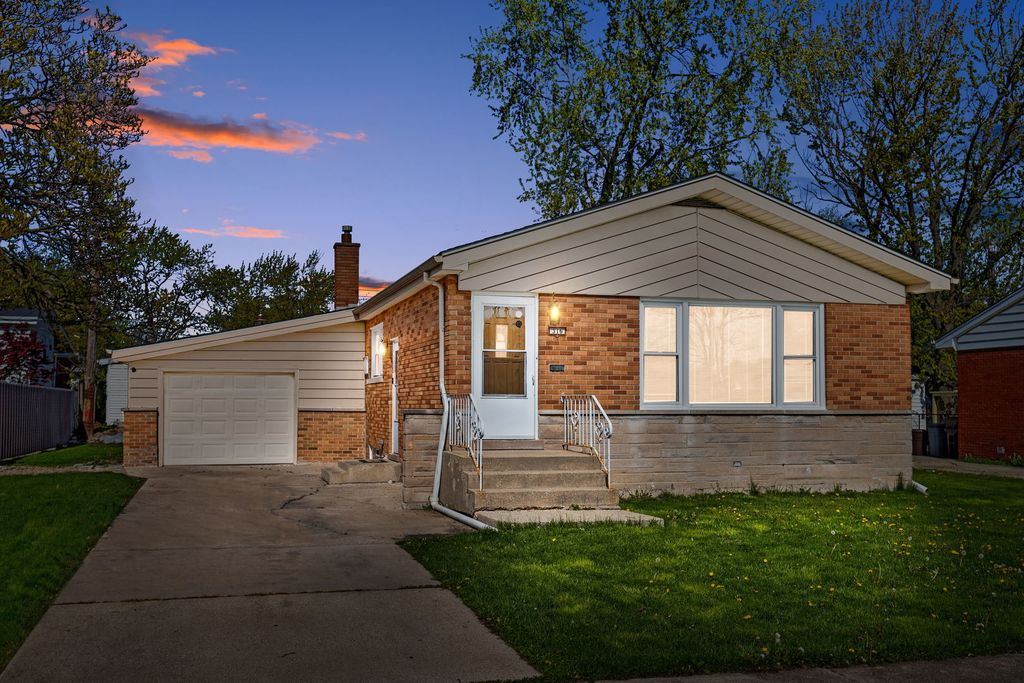 316 N Arquilla Drive, Chicago Heights, IL 60411 — exterior
