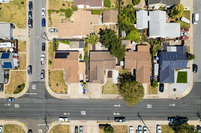 15512 Farnsworth St, San Leandro, CA 94579
