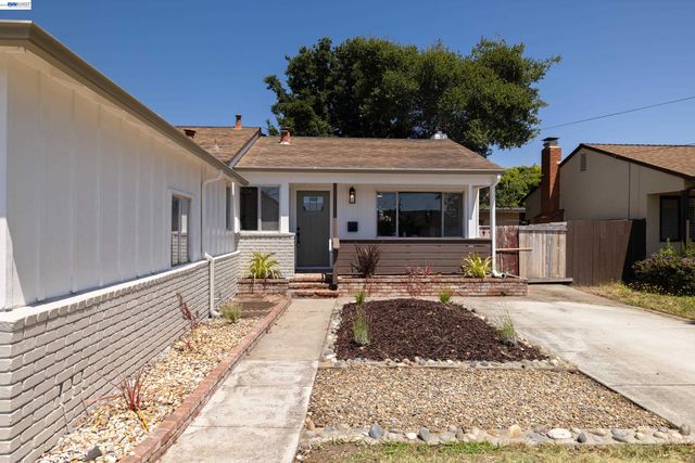 15512 Farnsworth St, San Leandro, CA 94579