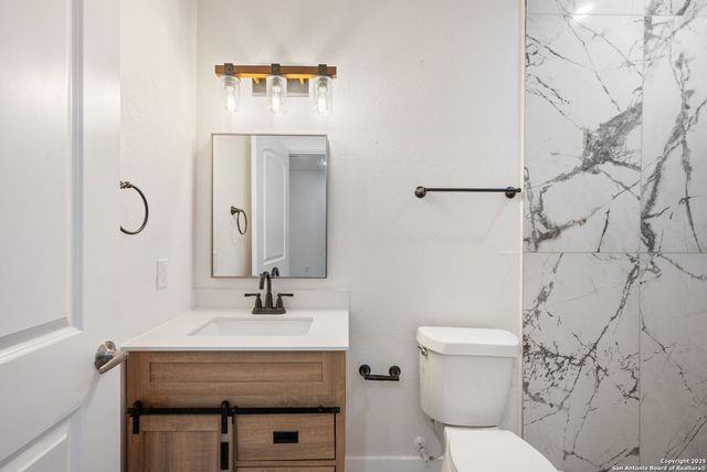 1030 elsmere, San Antonio, TX 78201