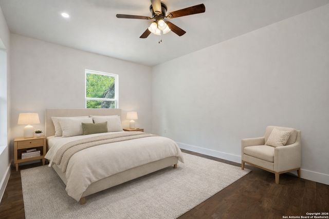 1030 elsmere, San Antonio, TX 78201