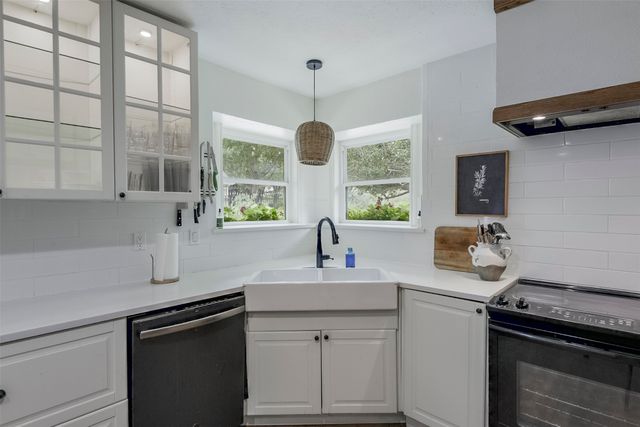 510 N Clark Road, Duncanville, TX 75116