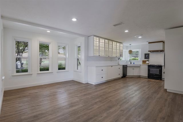 510 N Clark Road, Duncanville, TX 75116