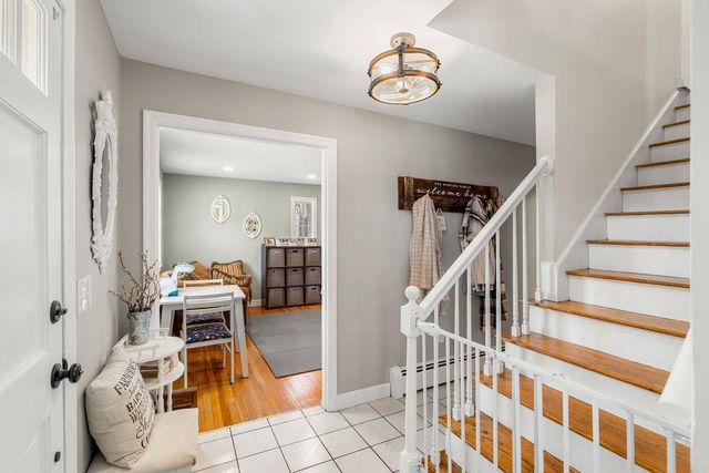 11 Fairway Drive, Amherst, NH 03031