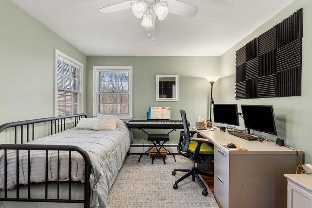 11 Fairway Drive, Amherst, NH 03031