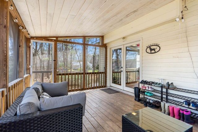 11 Fairway Drive, Amherst, NH 03031