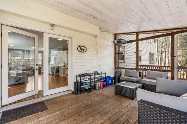 11 Fairway Drive, Amherst, NH 03031