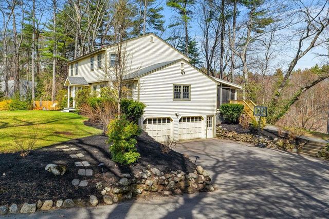 11 Fairway Drive, Amherst, NH 03031